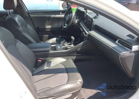 2022 Kia K5 Gt-Line из США, поврежденный, VIN 5XXG64J27NG166378